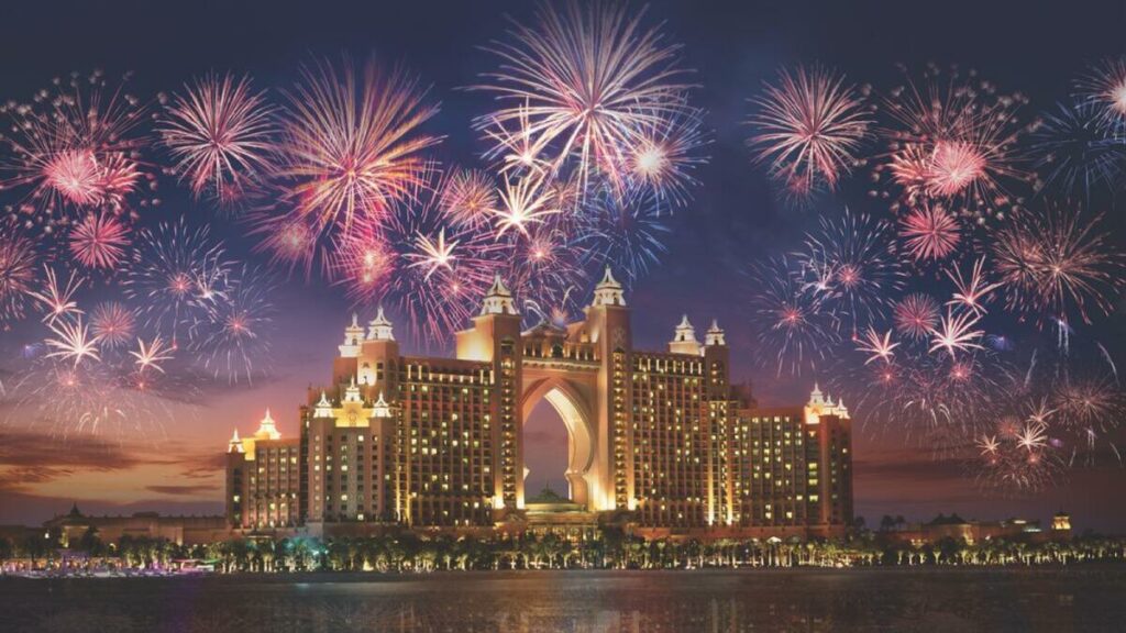 UAE Comprehensive Guide to New Year’s Eve Fireworks Across Emirates